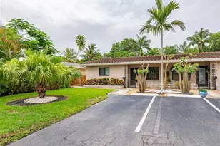 1644 NE 33rd St, Oakland Park, FL 33334 - Photo 1