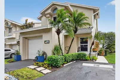 2188  Discovery Cir, Unit #2188, Deerfield Beach, FL 33442 - Photo 1
