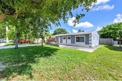 6421 SW 16th St, North Lauderdale, FL 33068 - Photo 1