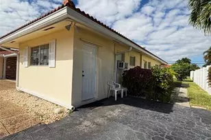 2719 NE 32nd St, Fort Lauderdale, FL 33306 - Photo 1