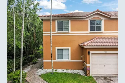 9800 NW 19th Place, Sunrise, FL 33322 - Photo 1