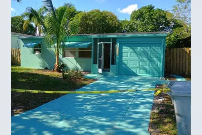 2465 NE 14th Avenue, Pompano Beach, FL 33064 - Photo 1