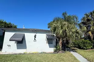 627 W Pine St, Lantana, FL 33462 - Photo 1