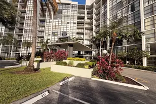 800 Parkview Dr, Hallandale Beach, FL 33009 - Photo 1