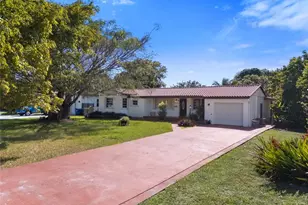 2642 Monroe St, Hollywood, FL 33020 - Photo 1