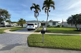 9431 NW 18th St, Pembroke Pines, FL 33024 - Photo 1