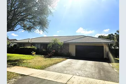 7450 SW 15th Street, Plantation, FL 33317 - Photo 1