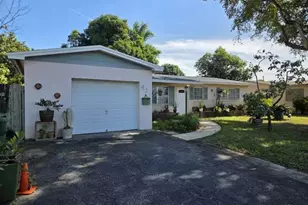 421 NW 76th Terrace, Pembroke Pines, FL 33024 - Photo 1