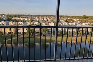 1101 Crystal Lake Dr, Deerfield Beach, FL 33064 - Photo 1