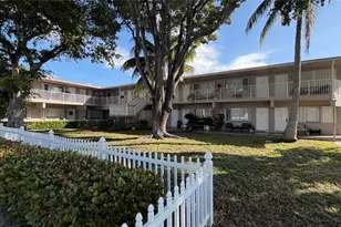 344 SE 11th Ave, Pompano Beach, FL 33060 - Photo 1