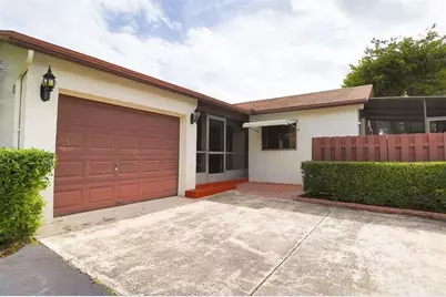 5086 Mirror Lakes Boulevard, Boynton Beach, FL 33472 - Photo 1