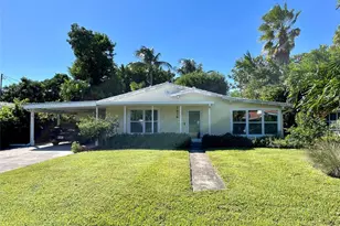 1636 NE 18th St, Fort Lauderdale, FL 33305 - Photo 1
