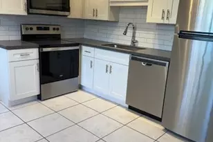 808 SE 13th St, Fort Lauderdale, FL 33316 - Photo 1