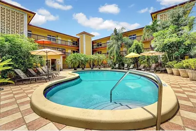 744 NE 14th Ave, Unit #4, Fort Lauderdale, FL 33304 - Photo 1