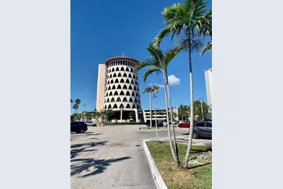 1710 NE 191st St, Unit #412-3, Miami, FL 33179 - Photo 1