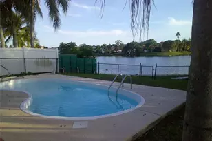 19250 NW 22nd St, Pembroke Pines, FL 33029 - Photo 1