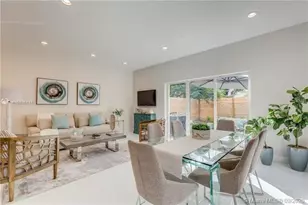 696 NE 43rd St, Oakland Park, FL 33334 - Photo 1