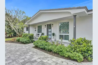 801 SE 9th Avenue, Deerfield Beach, FL 33441 - Photo 1