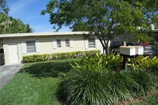 1629 NE 34th Ln, Oakland Park, FL 33334 - Photo 1