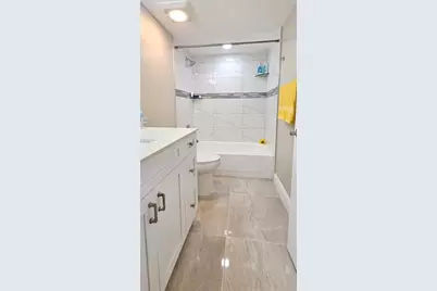 7904  Sonoma Springs Cir, Unit #206, Lake Worth, FL 33463 - Photo 13