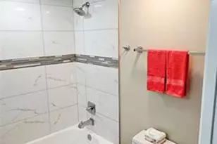 7904 Sonoma Springs Cir, Lake Worth, FL 33463 - Photo 23