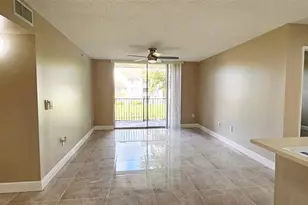 7904 Sonoma Springs Cir, Lake Worth, FL 33463 - Photo 9