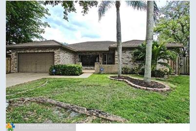 11813 NW 32nd Ct - Photo 1