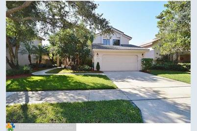 10440 NW 12th Pl - Photo 1