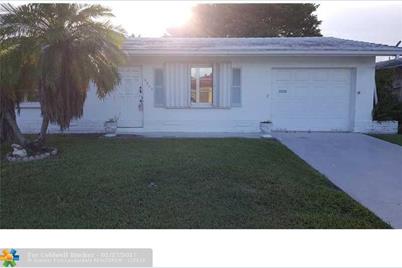 5903 NW 67th Ave - Photo 1