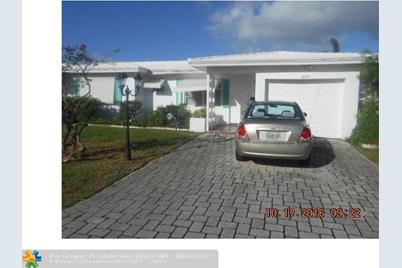 3051 NW 1st Ave - Photo 1