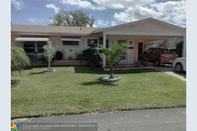 4214 NW 47th St - Photo 1