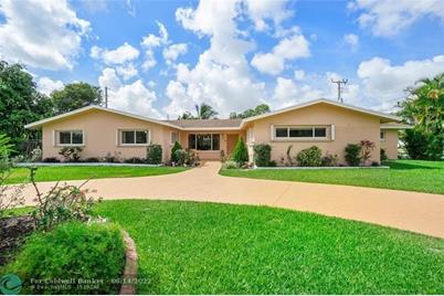 6790 SW 13th St, Pembroke Pines, FL 33023 - Photo 1