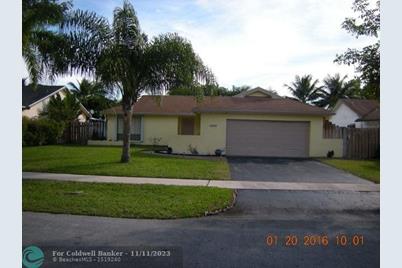 4920 NW 85th Ave - Photo 1
