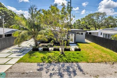 1325 NE 13th Ave, Fort Lauderdale, FL 33304 - Photo 1