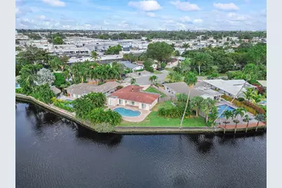 108 NE 30th St, Wilton Manors, FL 33334 - Photo 1