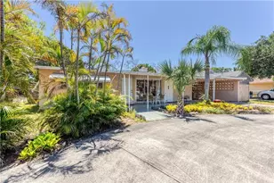 970 NE 36th St, Oakland Park, FL 33334 - Photo 1