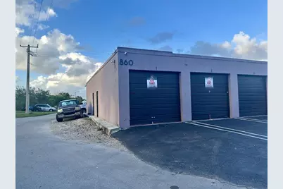 860 NW 45th St, Unit #1 &amp; 2, Oakland Park, FL 33309 - Photo 1
