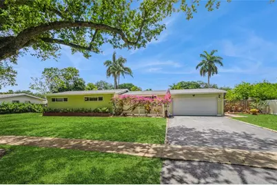 741  Beachwood Ln, Plantation, FL 33317 - Photo 1