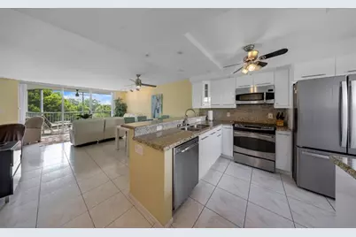3900  Oaks Clubhouse Dr, Unit #405, Pompano Beach, FL 33069 - Photo 1