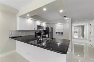 605 Oaks Dr, Pompano Beach, FL 33069 - Photo 1