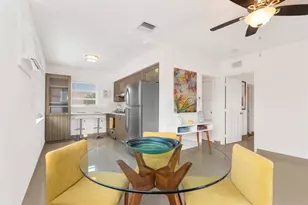 620 NE 2nd Ct, Hallandale Beach, FL 33009 - Photo 1