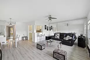 146 Suffolk D Unit, Boca Raton, FL 33434 - Photo 1