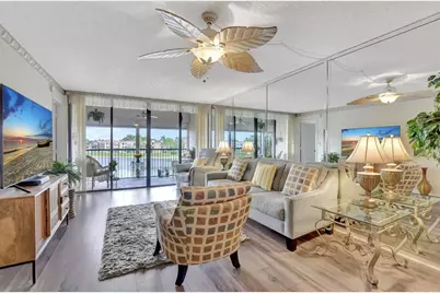 6033  Coral Lake Dr, Unit #6033, Margate, FL 33063 - Photo 1