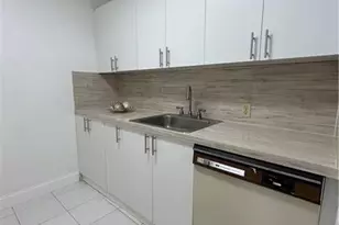 185 Fanshaw E, Boca Raton, FL 33434 - Photo 1