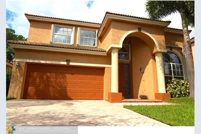 1040 NW 117th Ave - Photo 1