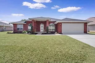 6677 Admiral St, Navarre, FL 32566 - Photo 3