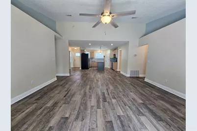 8082 Sleepy Bay Boulevard, Navarre, FL 32566 - Photo 7