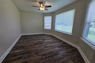 8082 Sleepy Bay Blvd, Navarre, FL 32566 - Photo 9