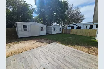 8082 Sleepy Bay Boulevard, Navarre, FL 32566 - Photo 21