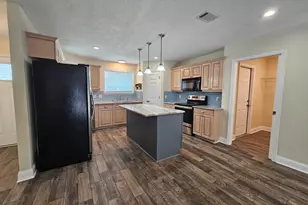 8082 Sleepy Bay Blvd, Navarre, FL 32566 - Photo 3